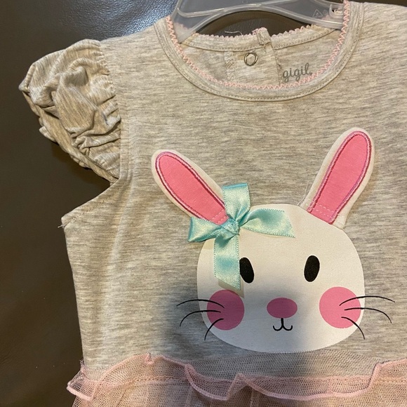 Gigil kid onesie with attached ruffle skirt - Picture 4 of 15